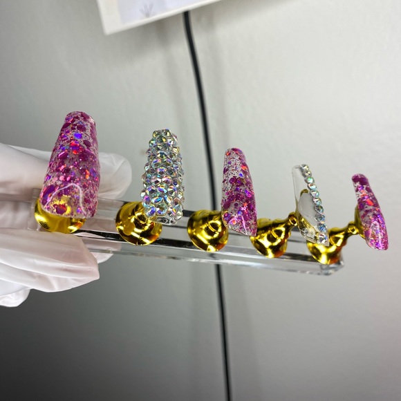 Other - ⚠️SOLD⚠️ Press on nail Set.